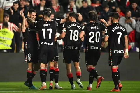 بعد الوداع الأوروبي.. فوز بشق الأنفس لأتلتيك بلباو ضد آلافيس في الليجا